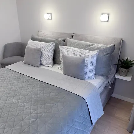 Vaivorykstes Sveciu Namai Appartement