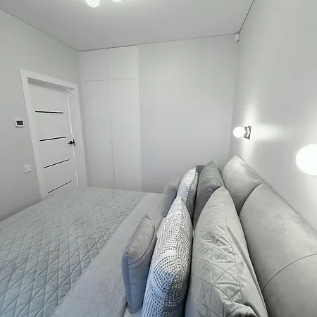 Vaivorykstes Sveciu Namai Apartman